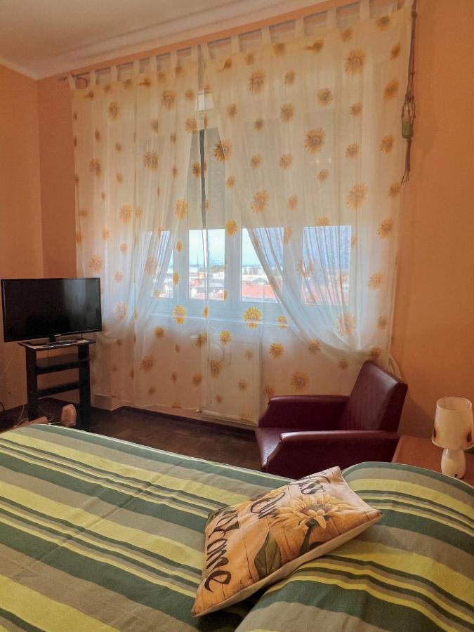 Bed and Breakfast Vicino A Tutto Верчеллі Екстер'єр фото